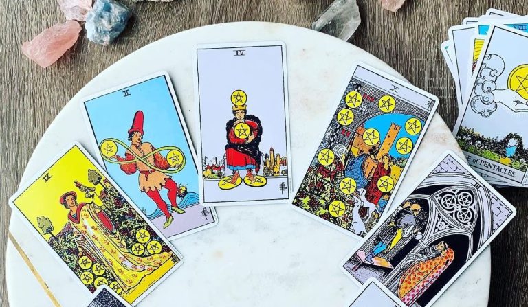 Tarot Horoszkóp minden csillagjegy számára 2026. július 9-re, csütörtökre